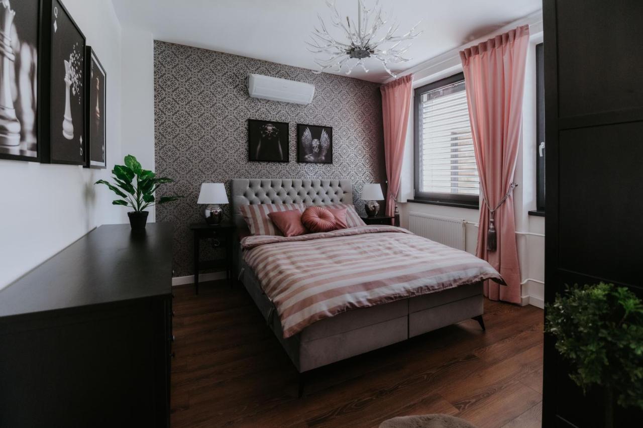 Apartmany Evia Clinic Levice Exterior foto